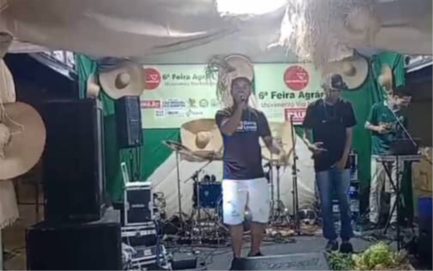 Apresentação na Feirinha Hélio Jatobá II